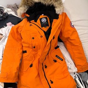 Canada goose Kensington Parka （Authentic）